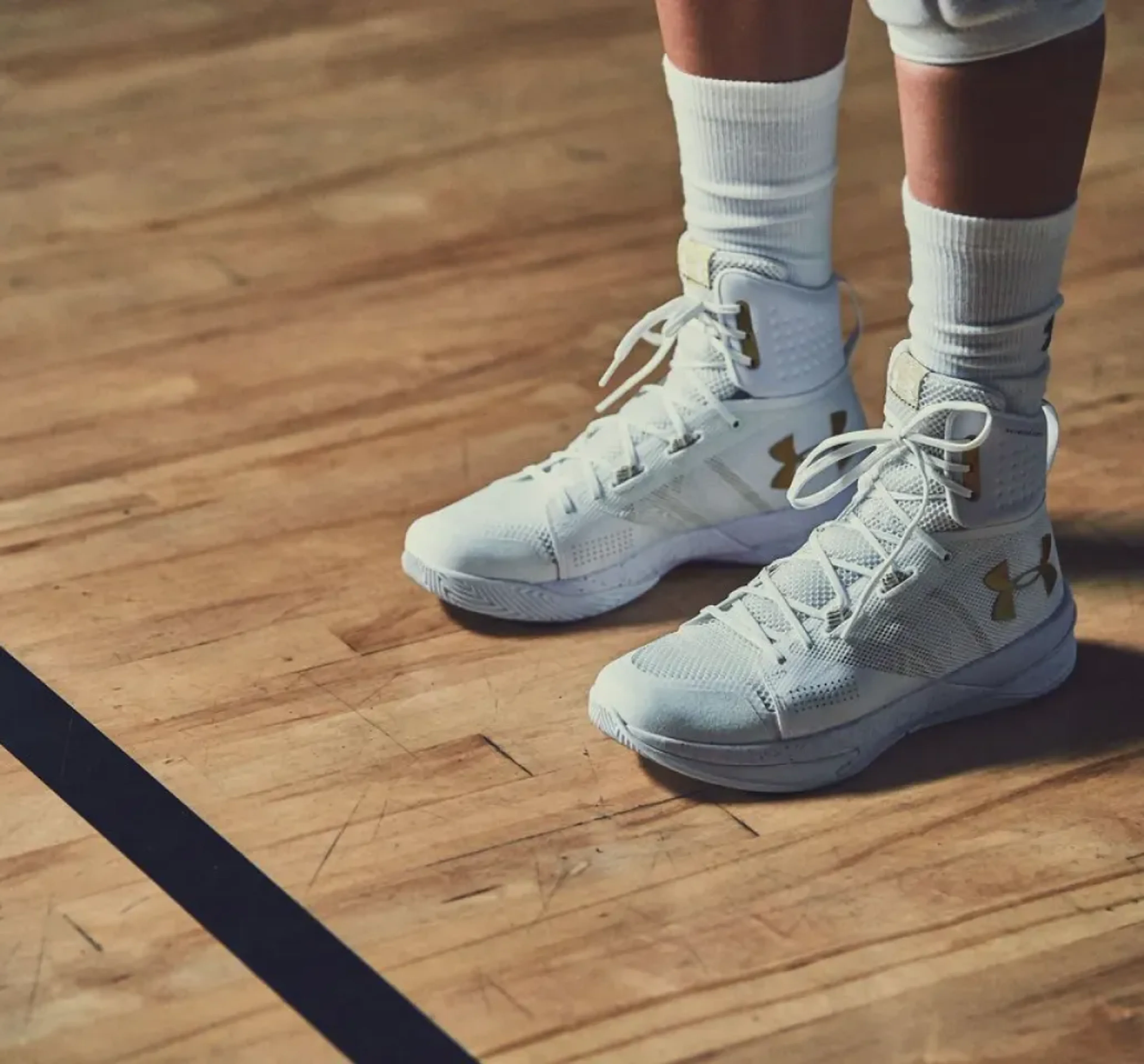 Volleyball imagery featuring Ace Highlight Volleyball Shoes