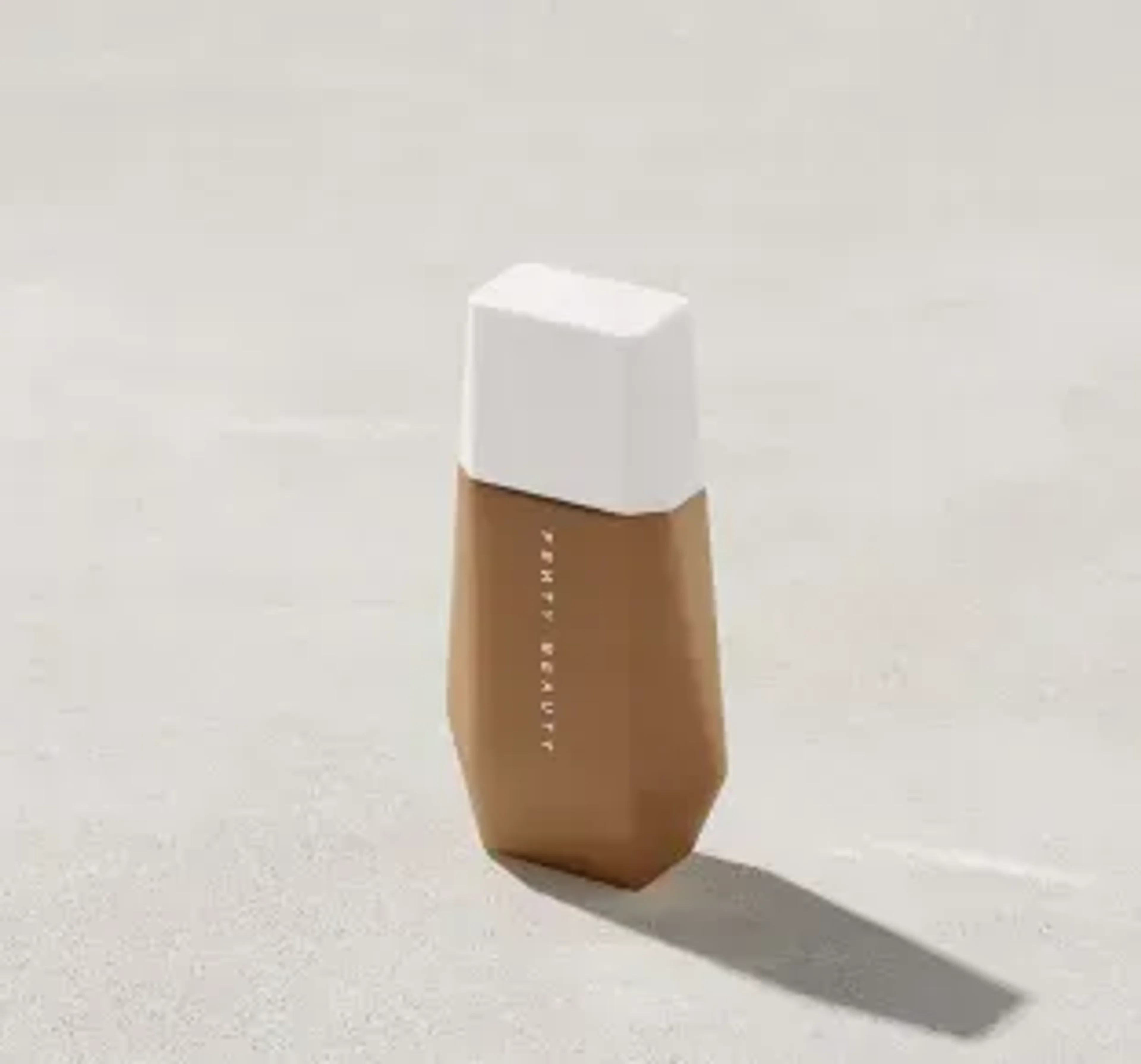 Picture of the product: Eaze Drop Blurring Skin Tint