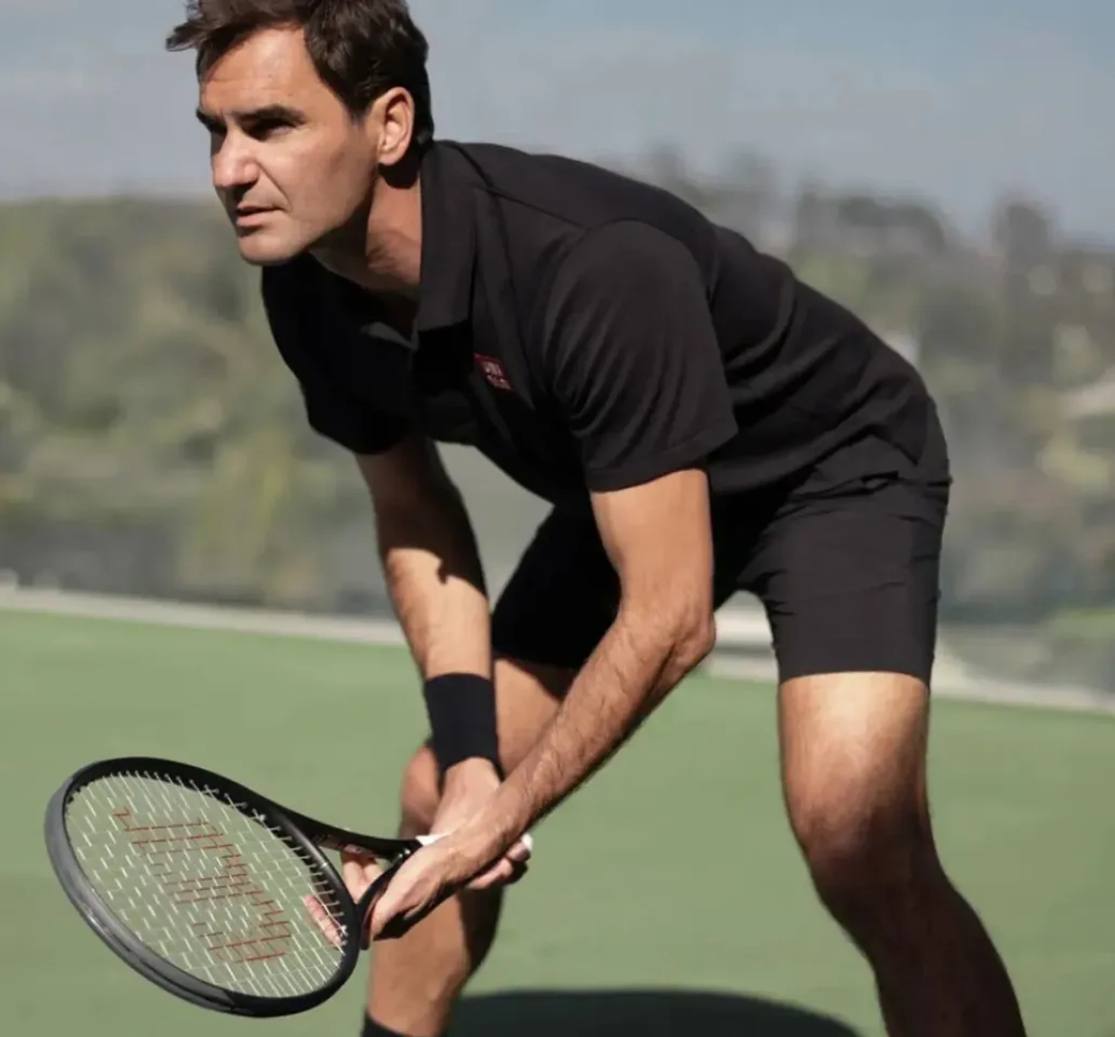 Tennis imagery featuring Ultra 100L V4 Tennis Racket