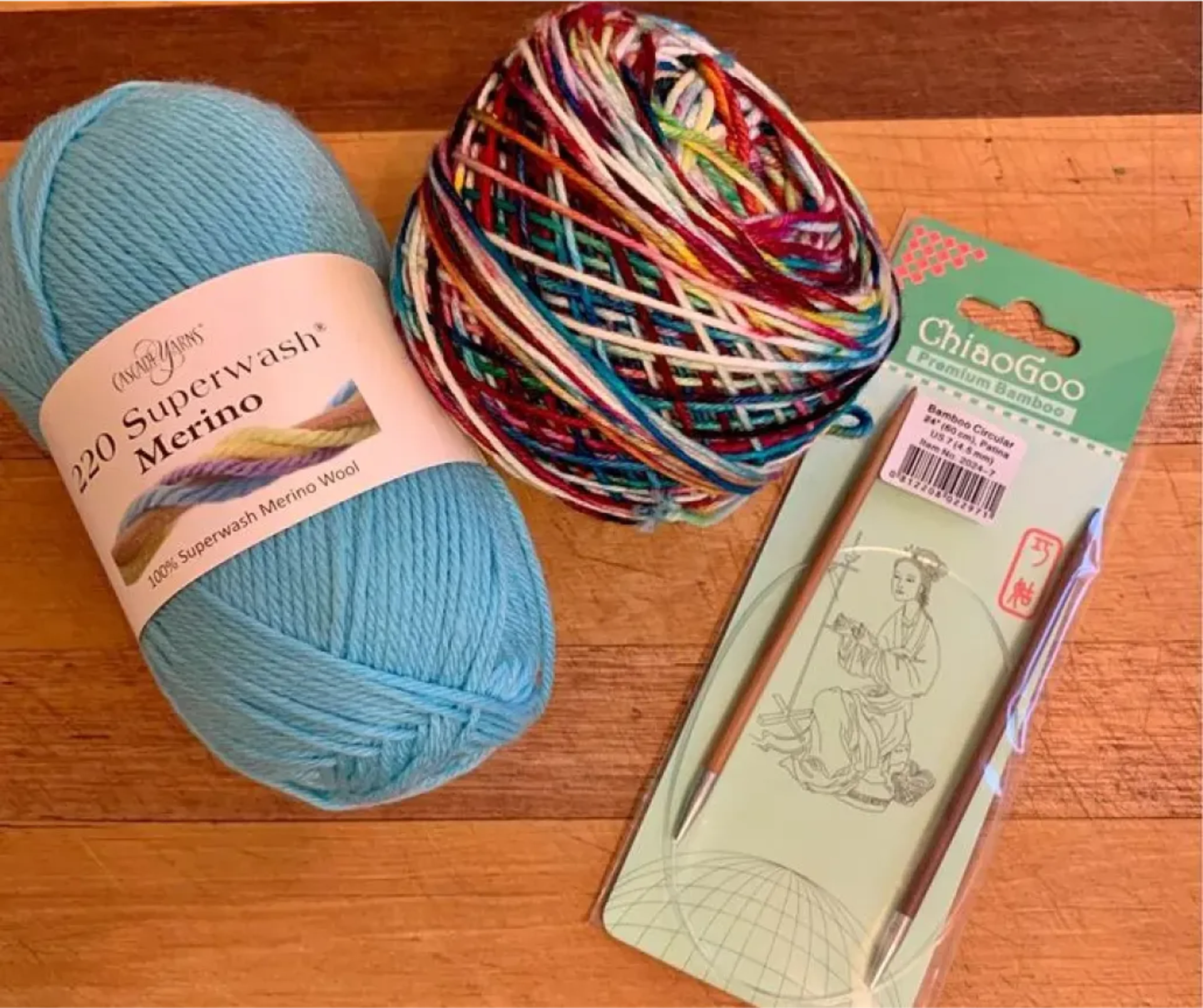 Image of an excited Knitting On Me gift card recipient. Their thank you note is below.