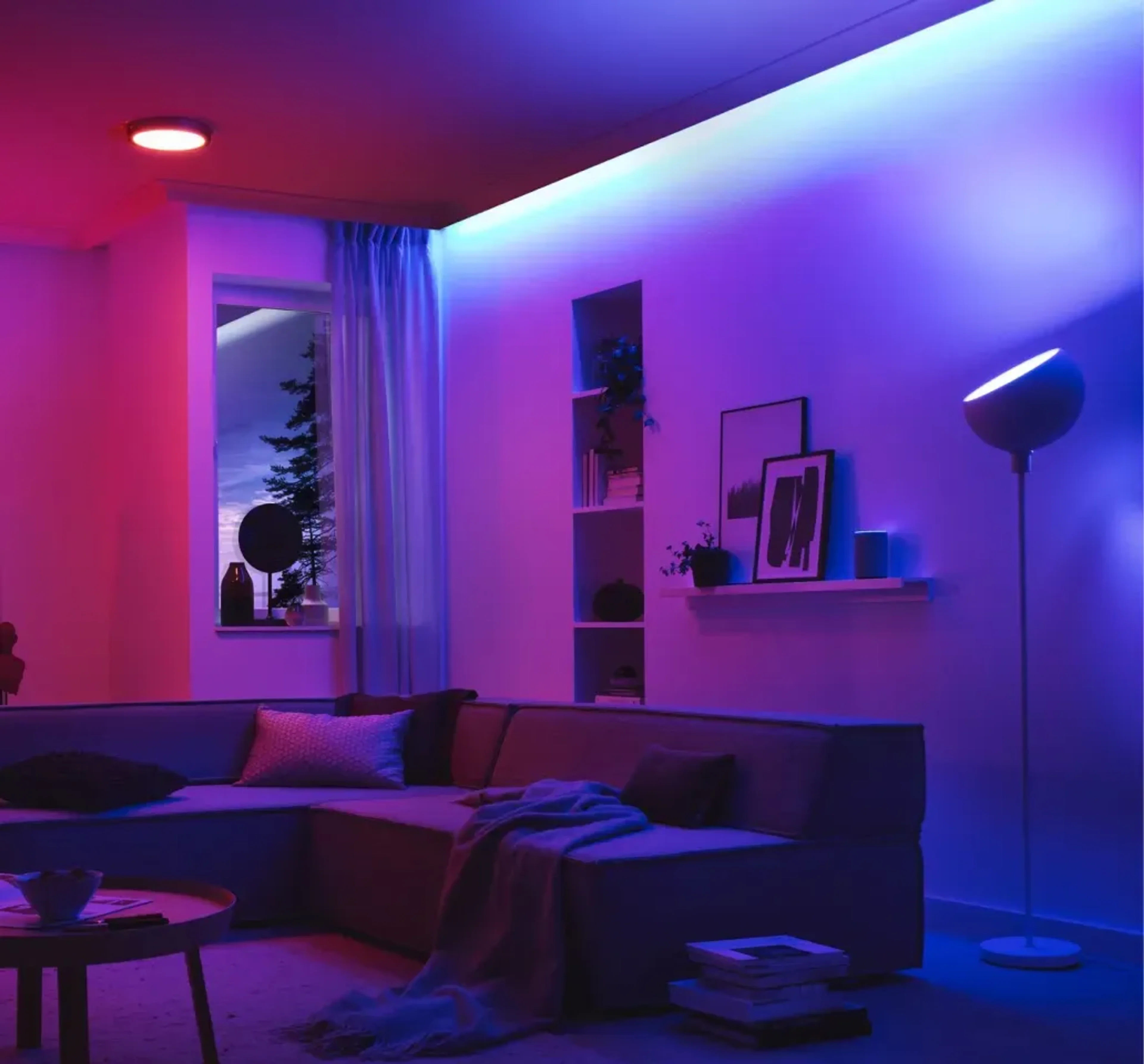 Home makeover imagery featuring Philips Hue Starter Kit