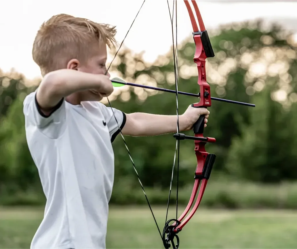 Image of an excited Archery On Me gift card recipient. Their thank you note is below.