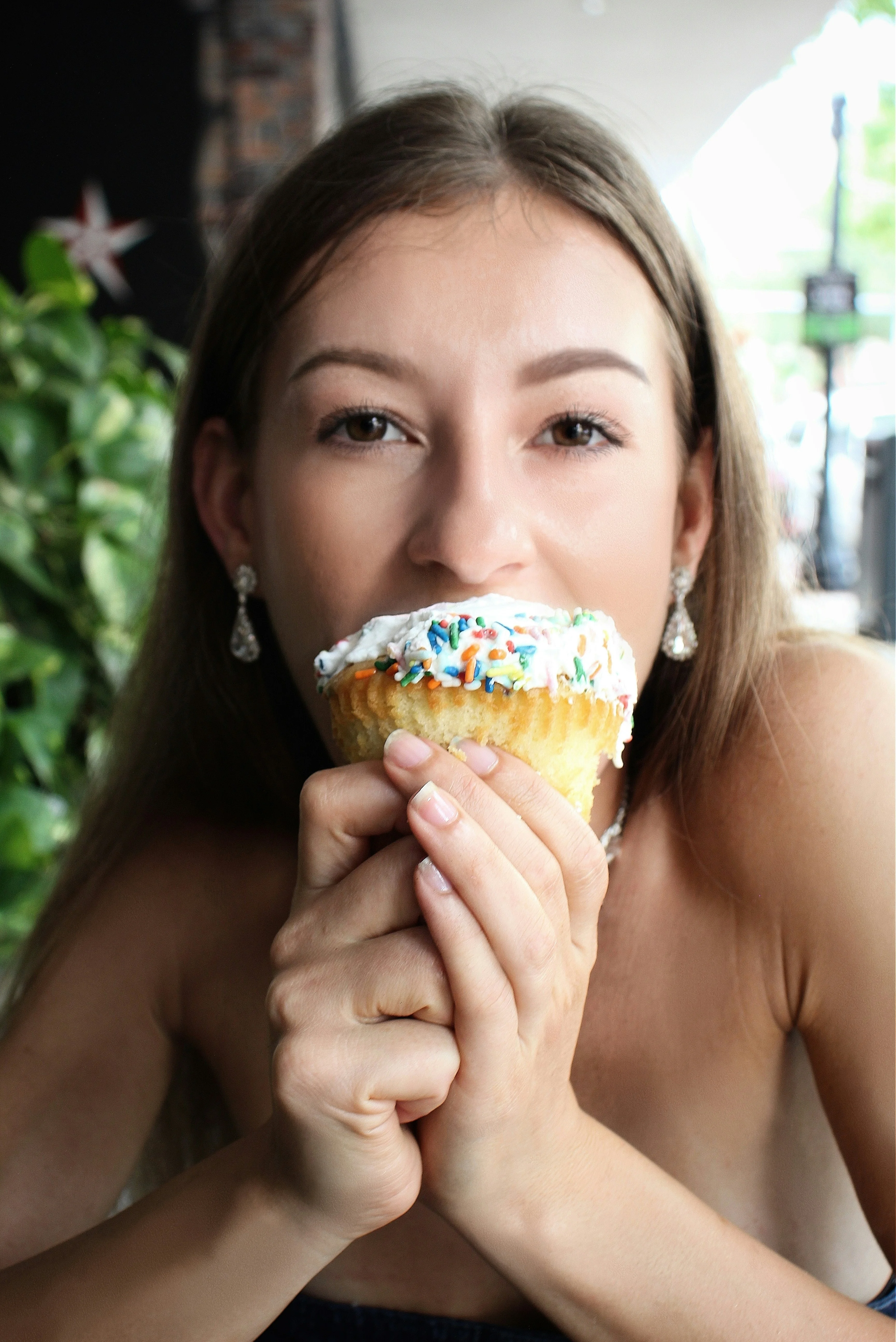 Cupcakes with frosting