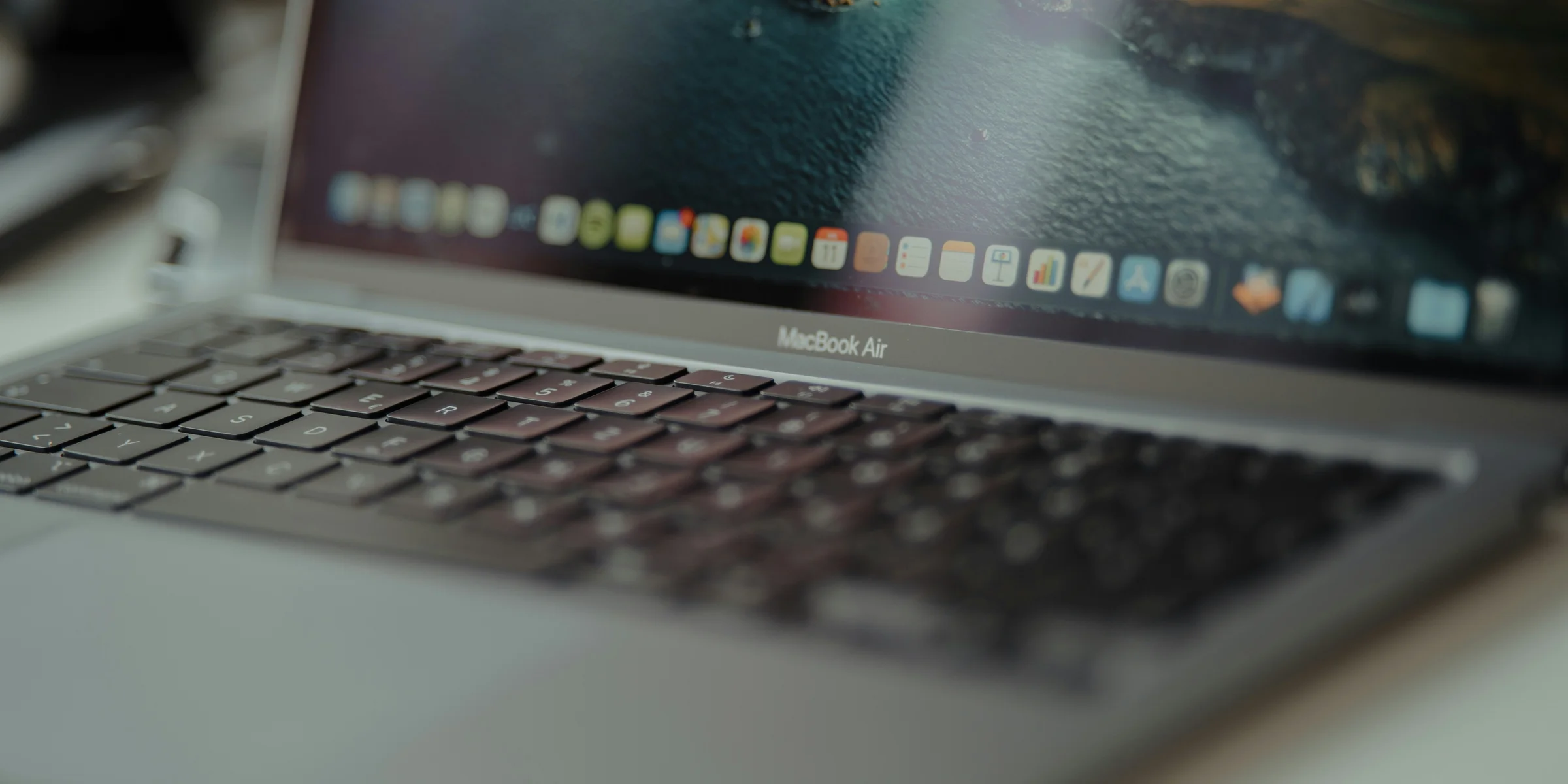 macbook pro displaying game application