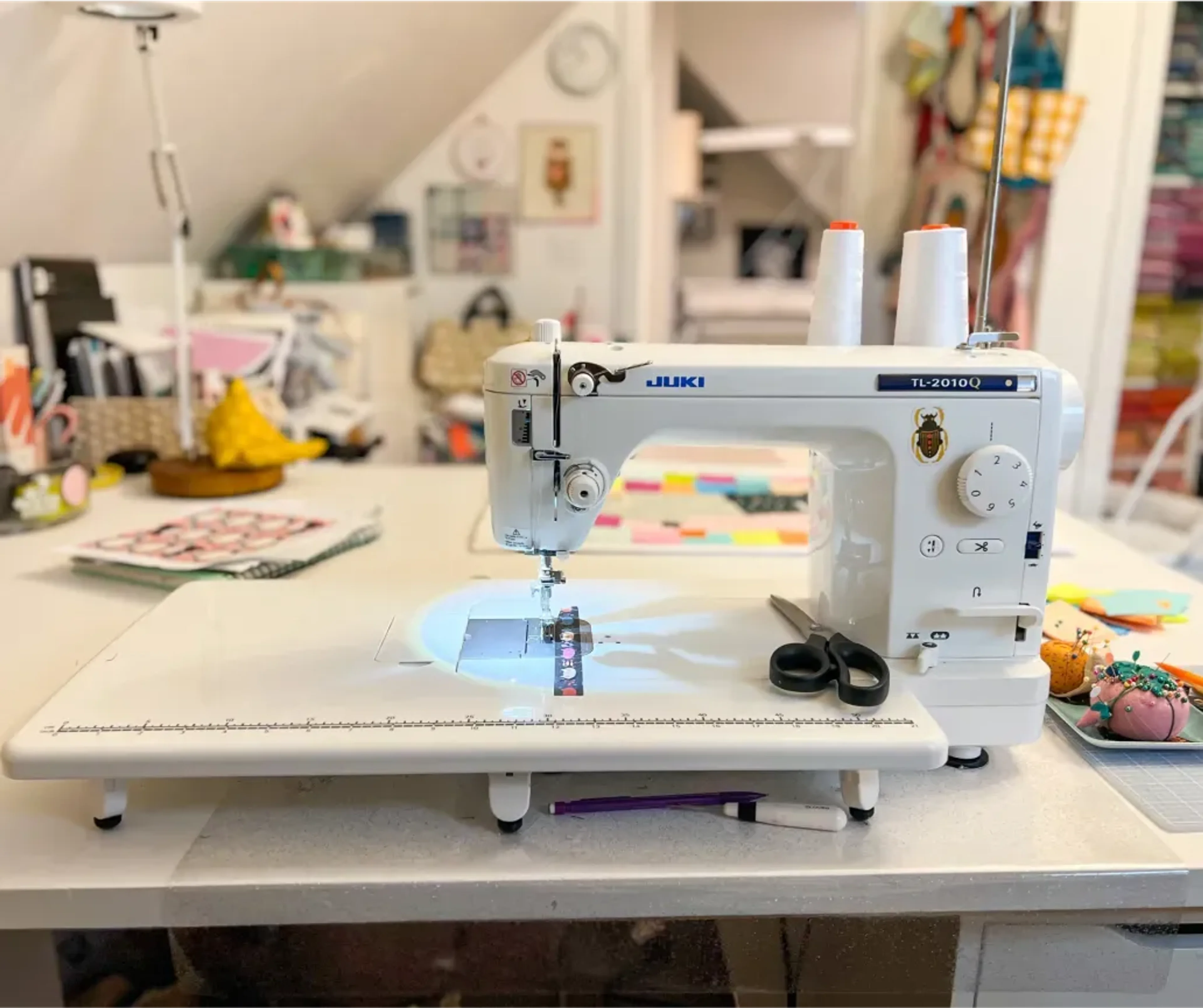 Image of an excited Sewing On Me gift card recipient. Their thank you note is below.